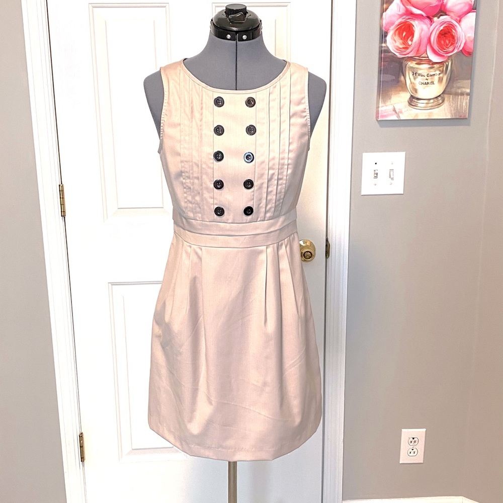 TCBC Khaki dress black buttons M 354